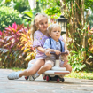 Слика на Балансирачка количка за јавање Wiggle & Giggle (Бела) - Hape International