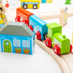 Слика на Дрвен железнички сет „ Во Град и на Село“ 91 елемент – Town & Country Train Set – Bigjigs Toys