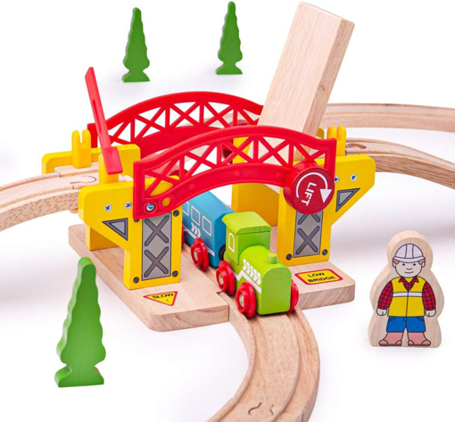 Слика на Дрвен подвижен мост за железница – Lifting Bridge – Bigjigs Rail